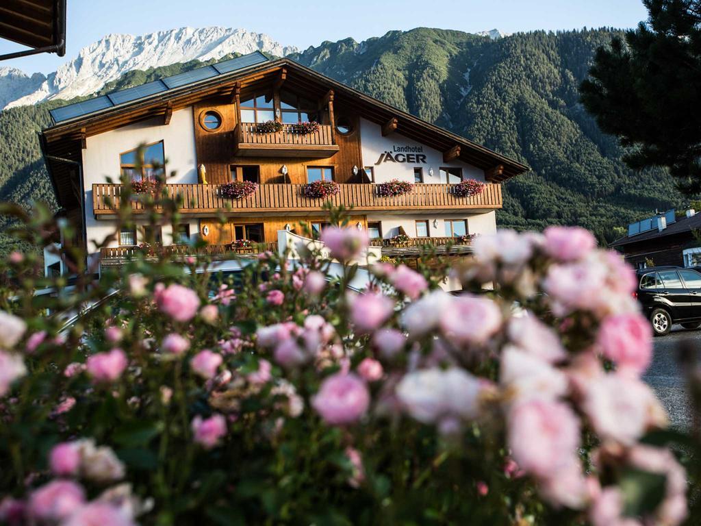 Landhotel Jäger TOP Wildermieming Exteriör bild